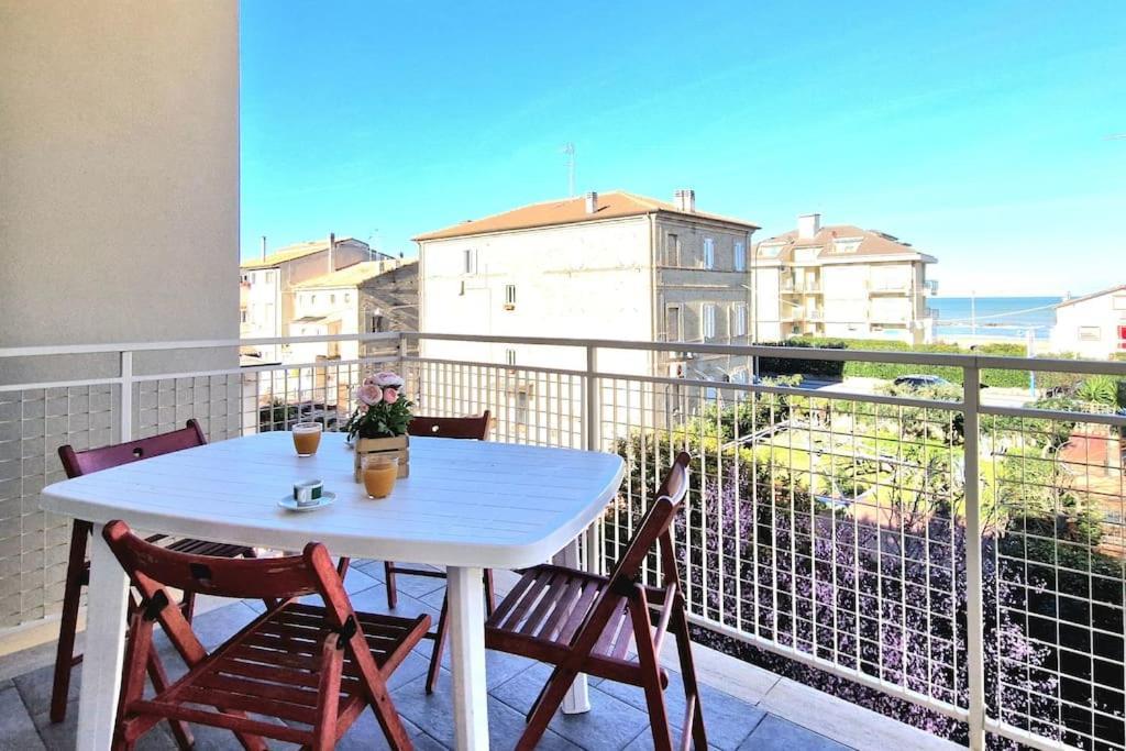 Appartamento Gioiello Al Mare Wi-Fi Relax Terrazza Clima Civitanova Marche Esterno foto