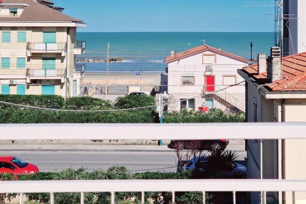 Appartamento Gioiello Al Mare Wi-Fi Relax Terrazza Clima Civitanova Marche Esterno foto
